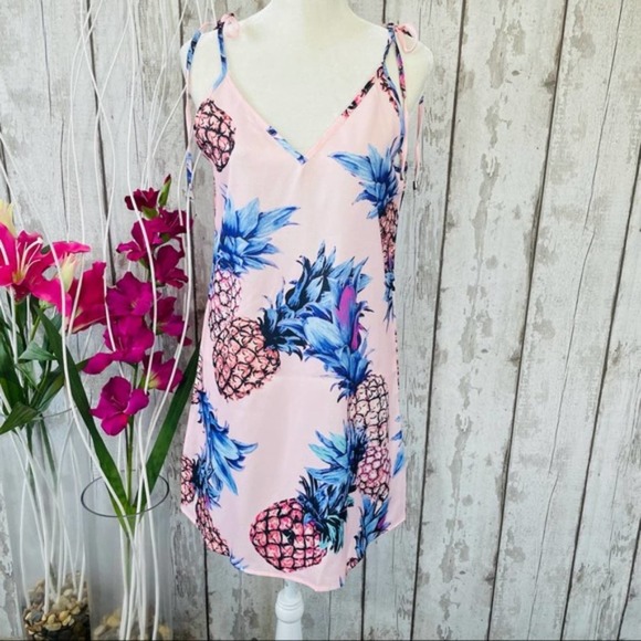 Shein - PIneapple Shift Dress - Picture 3 of 6